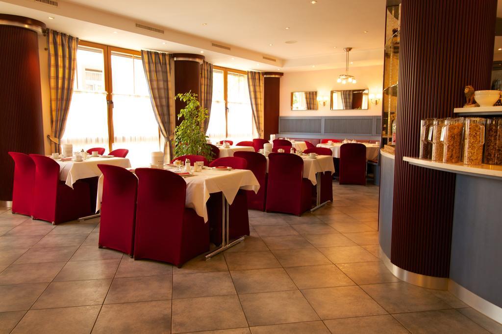 Hotel Zum Loewen Mörfelden-Walldorf Exterior foto